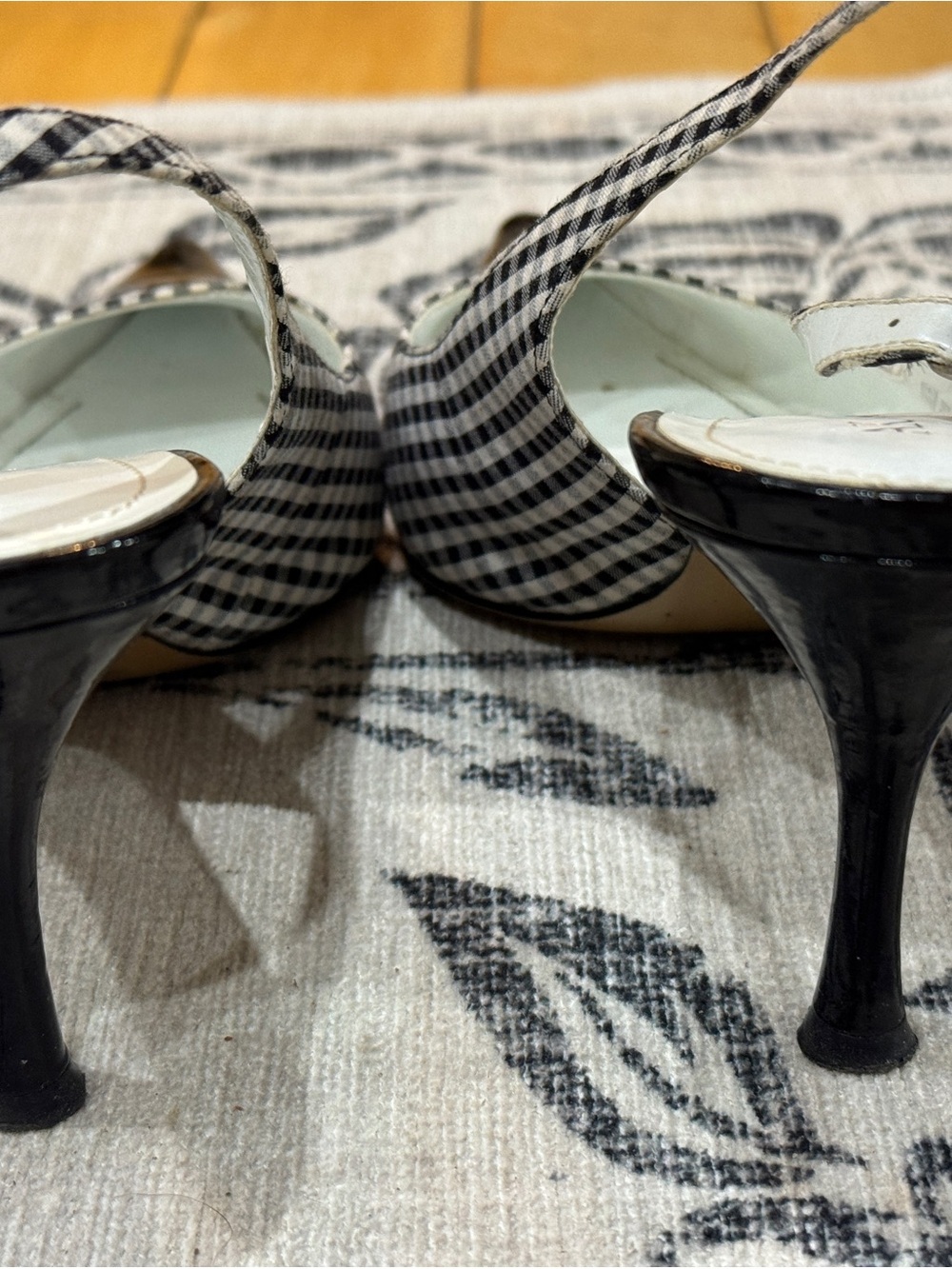 Anne Klein Black & White Gingham Slingback Pointed Toe Pumps with Patent Caps - Picture 3 of 6